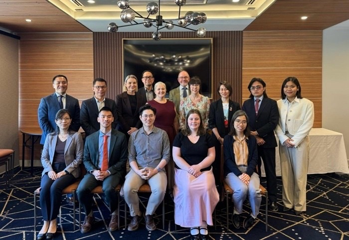 Jennifer Parker tweet media