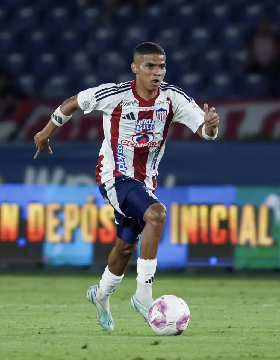 ToqueSports's tweet photo. 🌟🤯 EL MEJOR JUGADOR DEL FÚTBOL COLOMBIANO. https://t.co/rFotWdNPcU