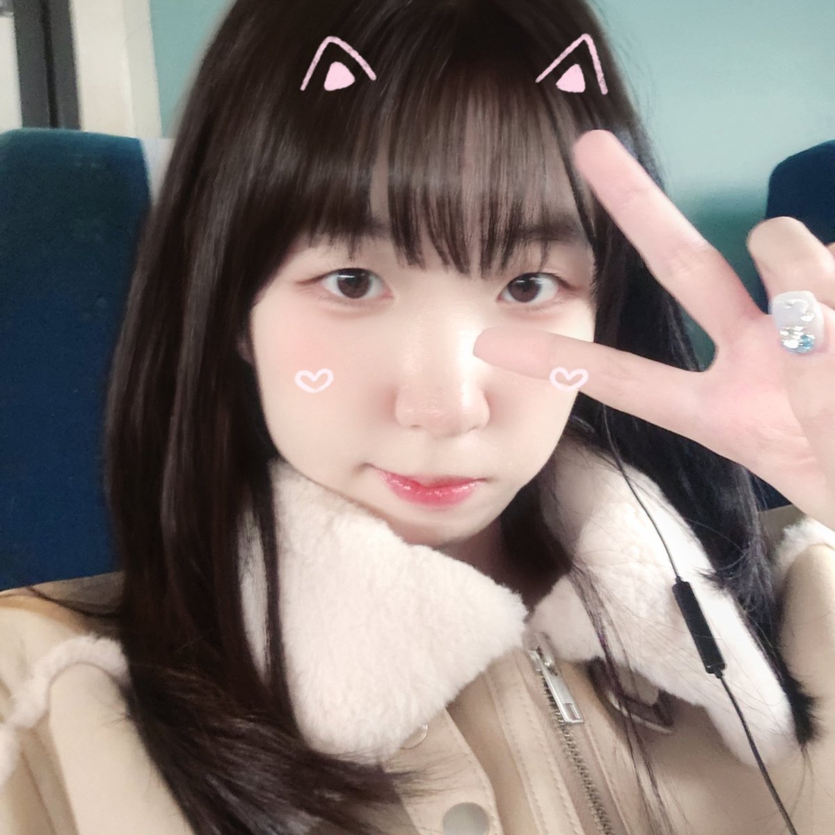 Festivalsub's tweet photo. ソウルに向かってる~🚉 https://t.co/vwHJ0goQUY