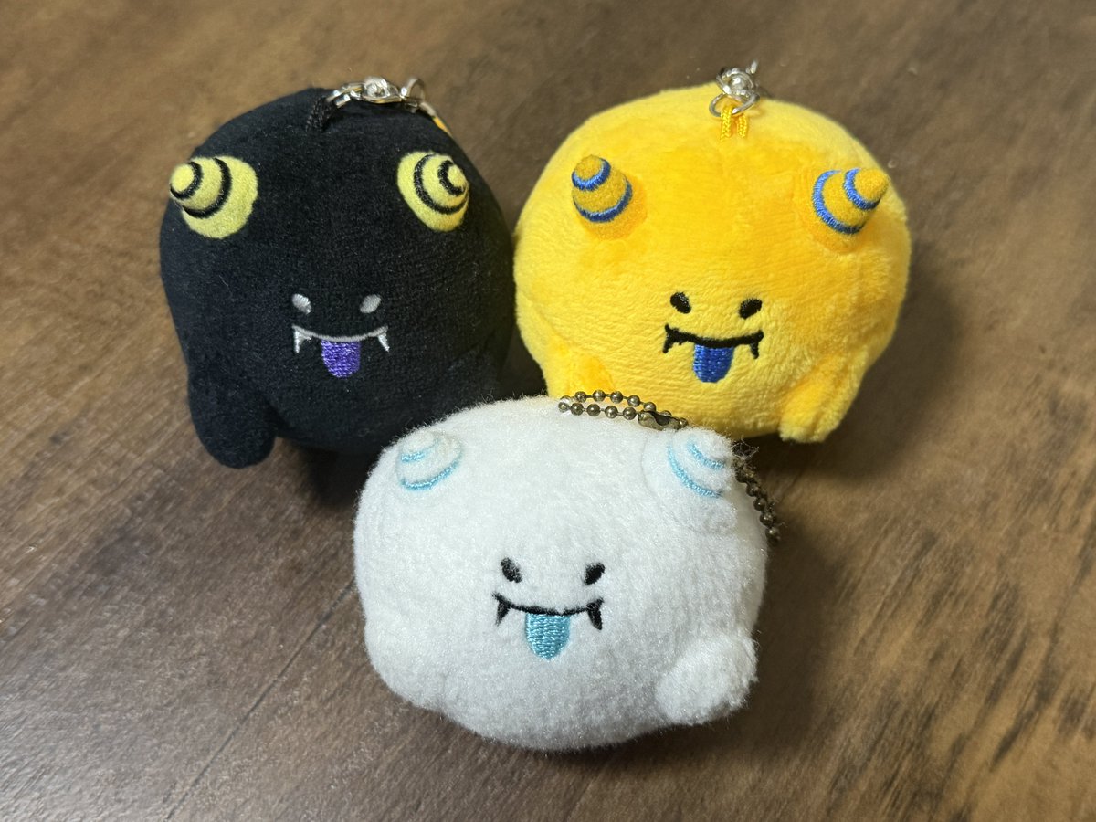 酷使しすぎて、おるたんとリストバンド分離しちゃったから、白おるたん