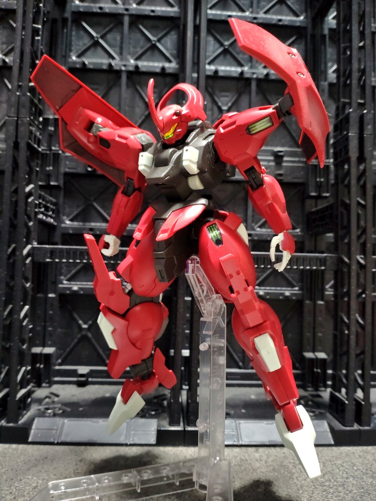 HG機動戦士ガンダム水星の魔女MS拡張パーツセット1を使って、HG