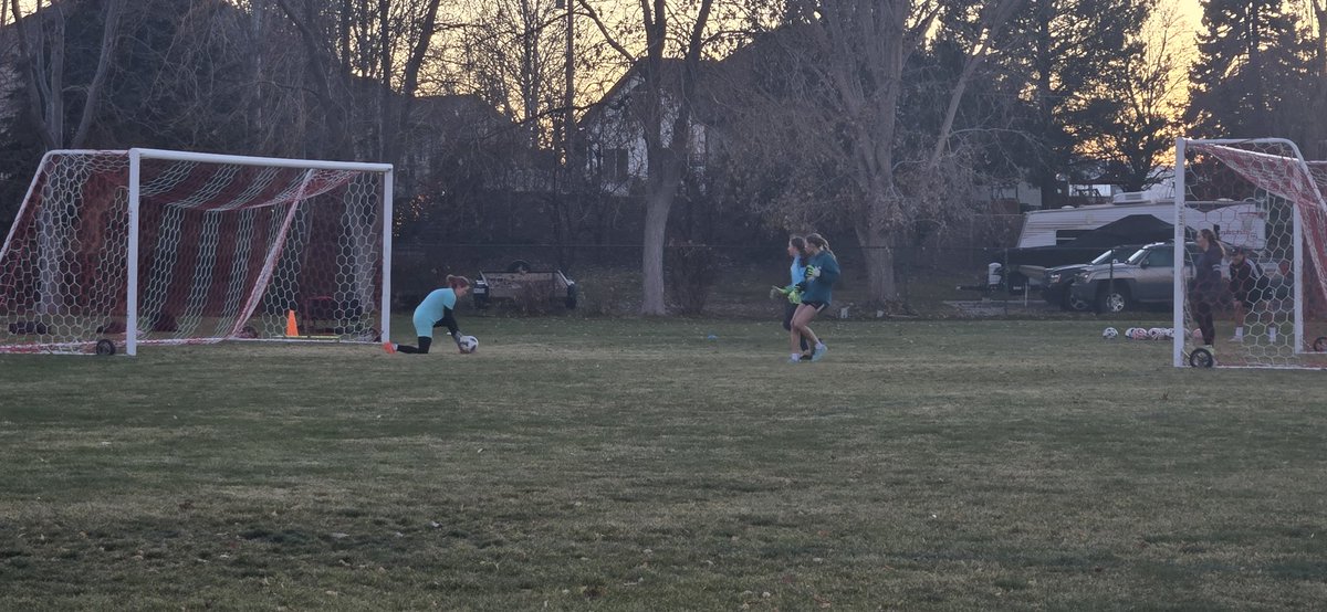Love keeper games to finish a good hard session of training
#gkunion #keepertraining