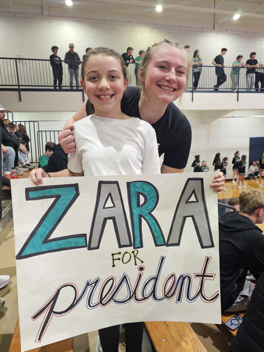 ZaraGosse's tweet photo. Great team win tonight @WhiteCo_WBB with our 1st Region 6 AAA! I want to shout out my #1 fan for making an awesome poster! 8-0 #classof2027 #powerforward #1fan #nextgamementality #winning #teameffort https://t.co/g1Mi0pxu4H