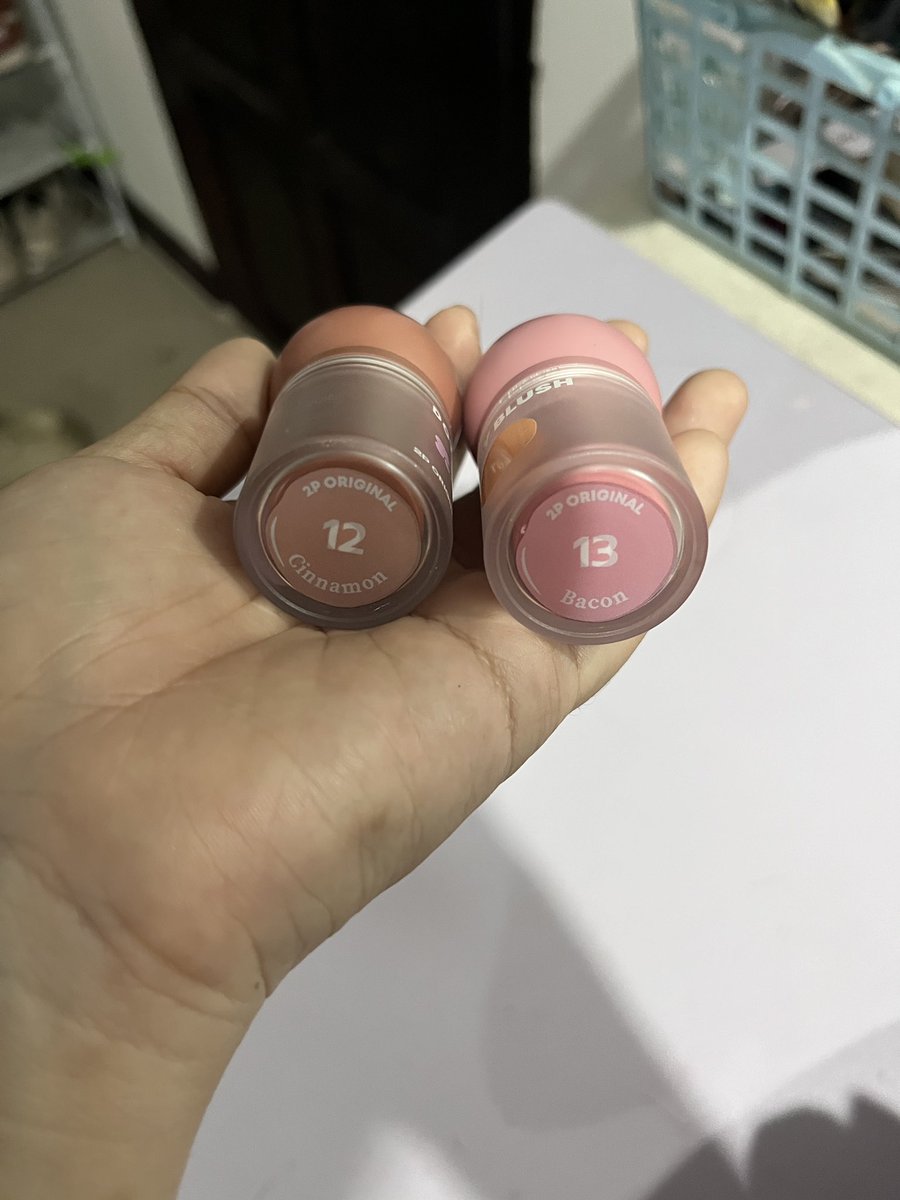 theera561's tweet photo. บลัชหัวโต2P สี12,13(สีฮิต ) เหลือสีละ90% 
ปล่อยคู่200 ส่งฟรี //ขายแยกสีละ150 รส ค่า #ส่งต่อเครื่องสําอาง #บลัชหัวโต #laglace https://t.co/rIeZkDxjh5