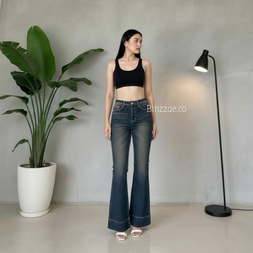 ipooyyyyy's tweet photo. Rekomendasi jeans

cutbray highwaist buat cewek yang pengen celana simpel tapi tetap enak dipakai. Potongannya bikin kaki keliatan lebih jenjang, pinggangnya pas, cocok buat daily kayak kuliah, ngantor, atau jalan santai. Gampang dipaduin sama atasan apa aja.

— a thread https://t.co/N4IqBV57oA