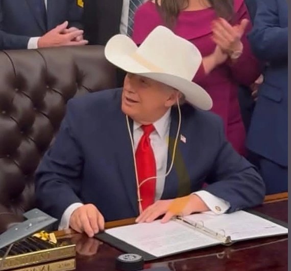 capitolwhip's tweet image. Enjoy your weekend!!! #PresidentTrump #Trump