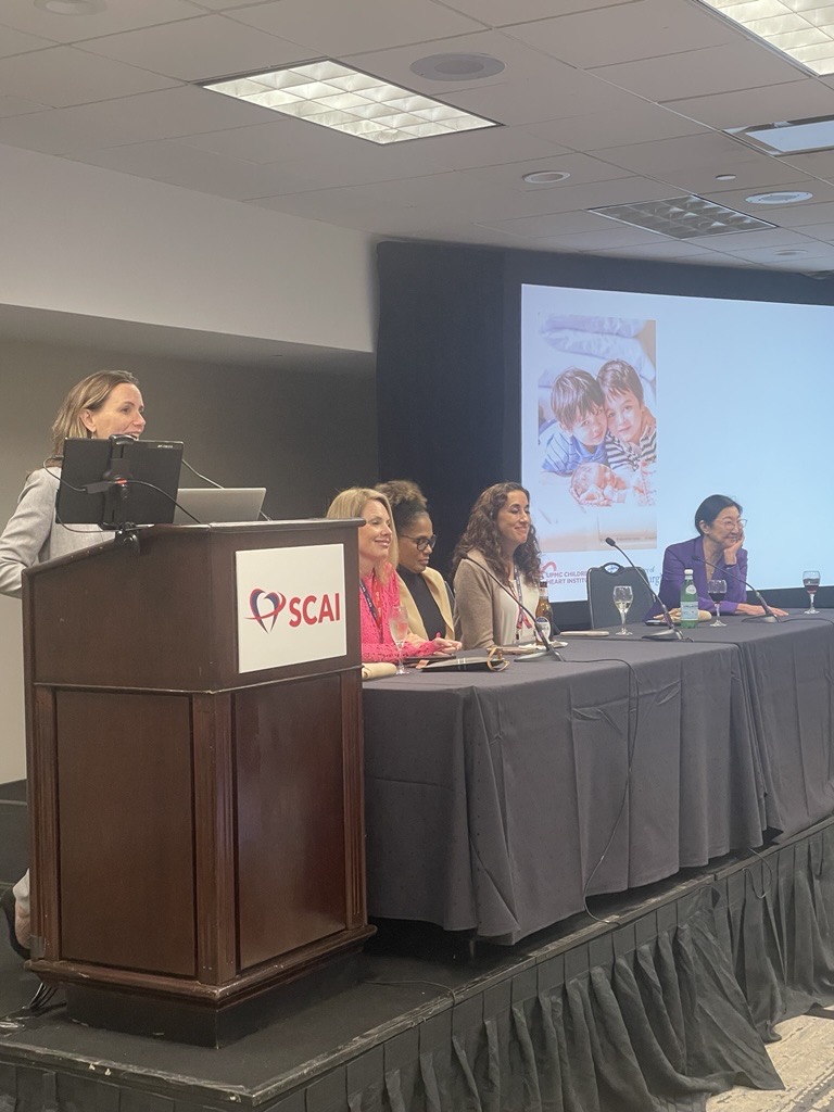 SCAI's tweet photo. 🍨 The #SCAIWIN dessert reception brings together leading women in cardiology to mentor #SCAIFellows, offering candid advice on thriving as new attendings—balancing leadership, wellness, and life in #InterventionalCardiology.
@heartdocandcrew @HollyBHMD @Allison_Dupont https://t.co/GJBjm1jsB6