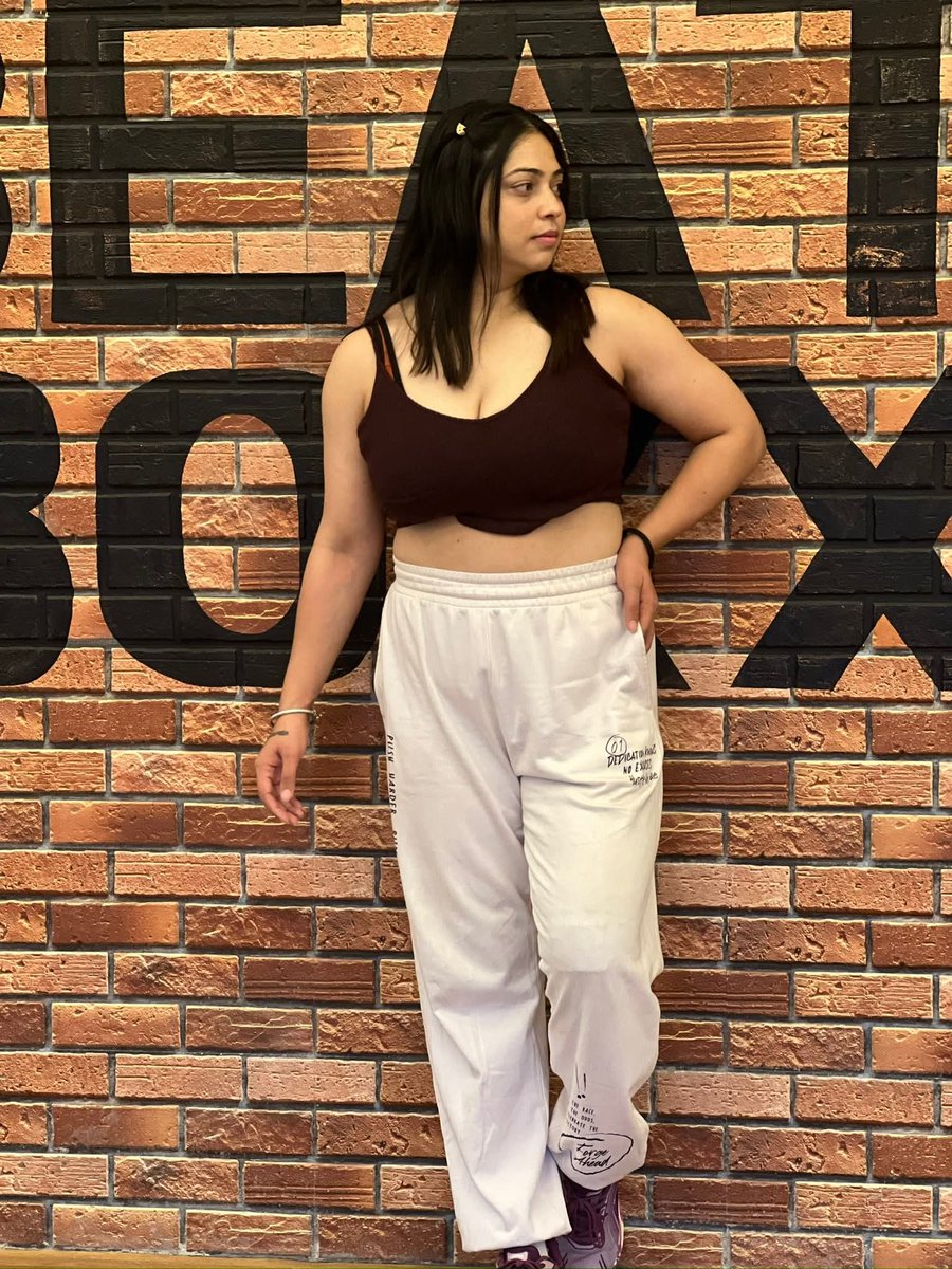 AditiMistryhot's tweet photo. Good morning 
.
.
.
.
.

#shivani #amoria #fitness #fitnessgirls #FitnessGoals #freelancer #shivanifitness https://t.co/7fv9QxRUdg