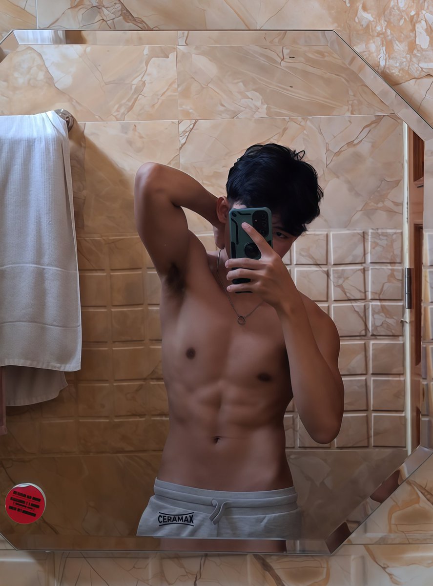 armahen 🦖 tweet media