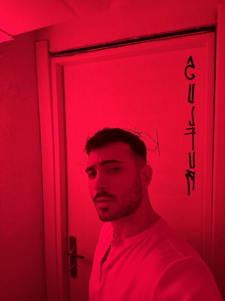 halil can tweet media