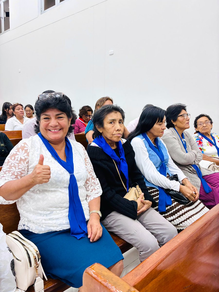 JoseUrciaCarlos's tweet photo. 🌱✨ Vivimos un tiempo de fe, unidad y misión en el Festival de Grupos Pequeños del Distrito Misionero Piura “A”.

Juntos reafirmamos nuestro compromiso con la obra de Dios, llevando esperanza y amor a cada hogar.
🙌🔥 #TodosPorTodo #24HorasParaLlenarTodoDelEvangelio #PiuraA https://t.co/s4QeaW0Tik