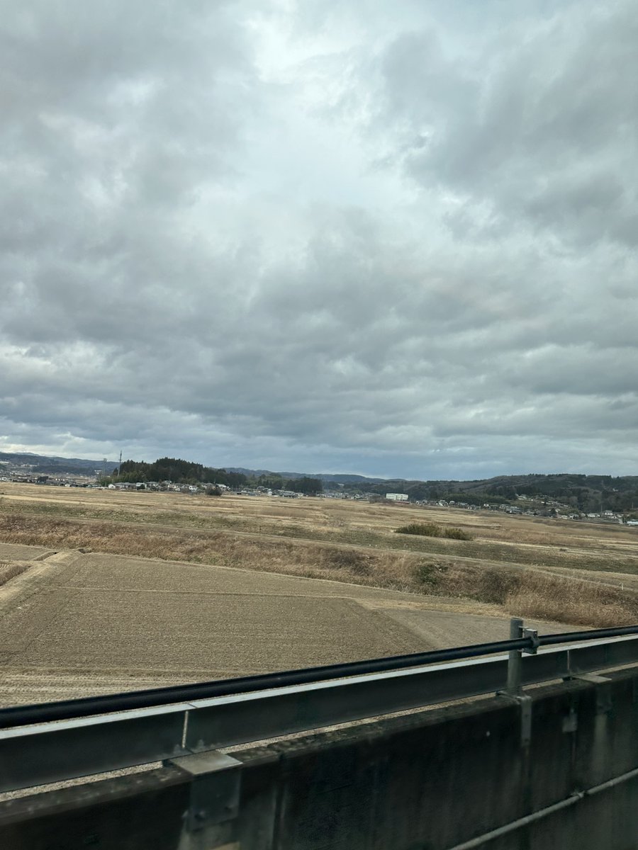 宮城県に入った途端に雲が多いな⛈️