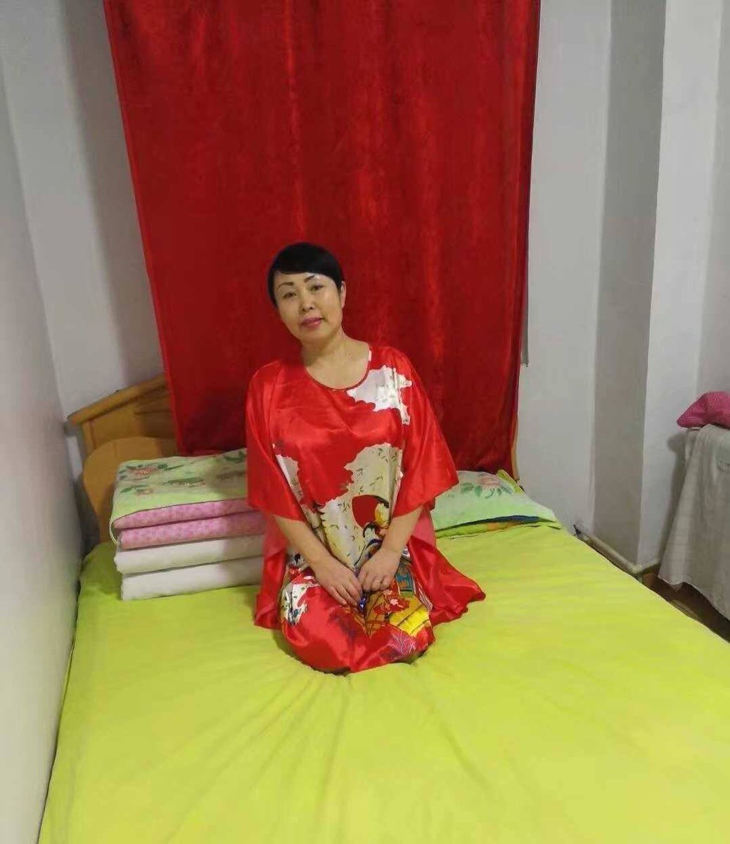 成熟美丽阿姨 tweet media