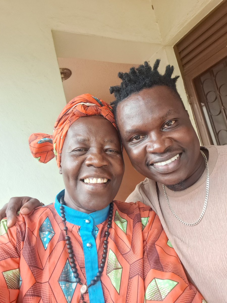 Lina Zedriga Waru tweet media