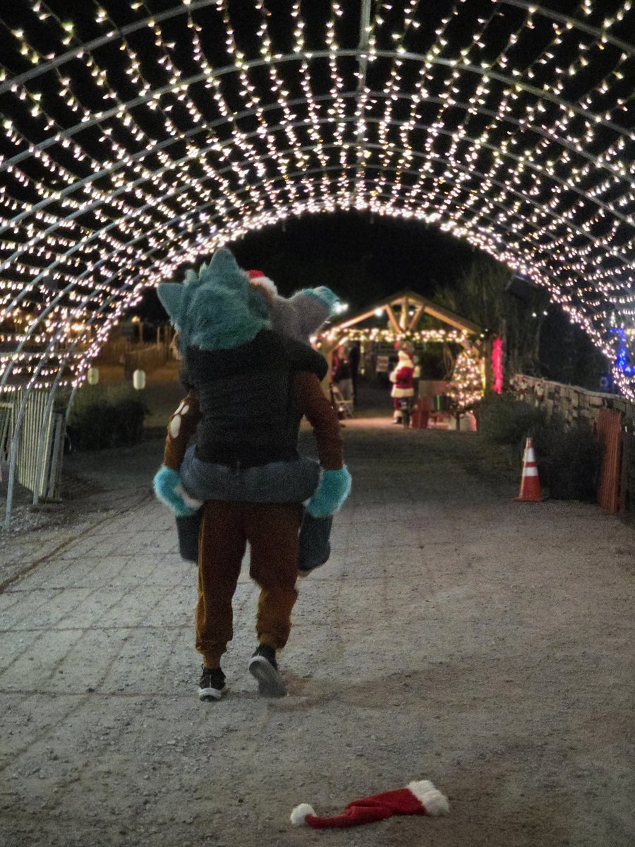 On our way to see Santa 🎅 <a href="/UhhhStoof/">UhhStoof</a>