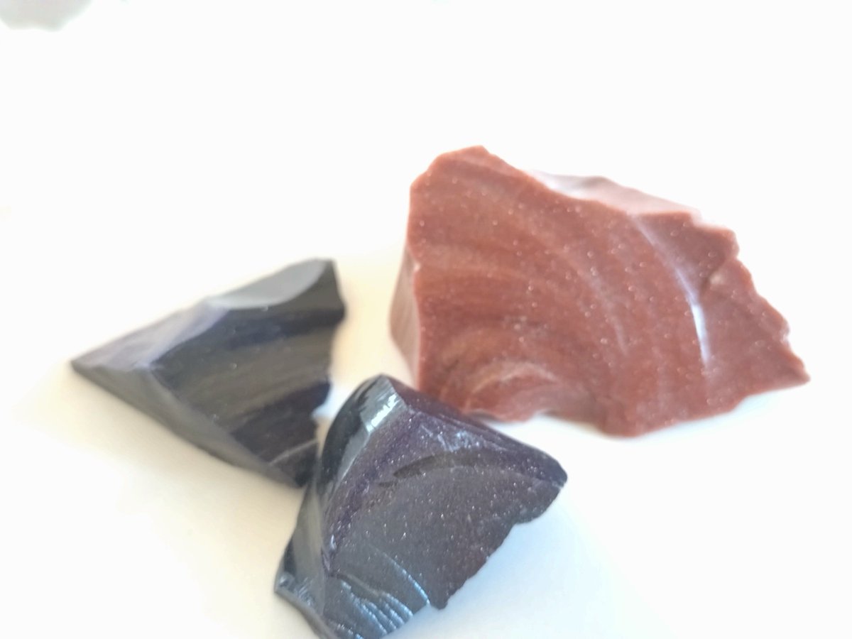 スタジオサカミさんから届きました。 さぁ、どう使う!? アベンチュリンの塊