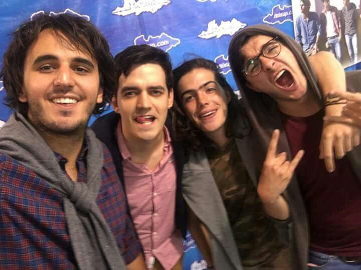 GwenIza_'s tweet image. Feliz aniversario Morat! Gracias por todo!
Gracias por existir y por salvarme la vida una y otra vez ✮⋆˙
