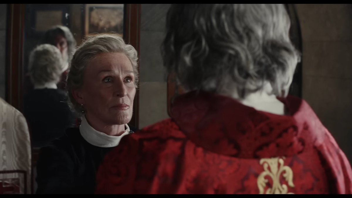 nothnghppens's tweet photo. glenn close was fucking awesome in knives out wake up dead man can’t get over it https://t.co/R4ZGPk5GPg