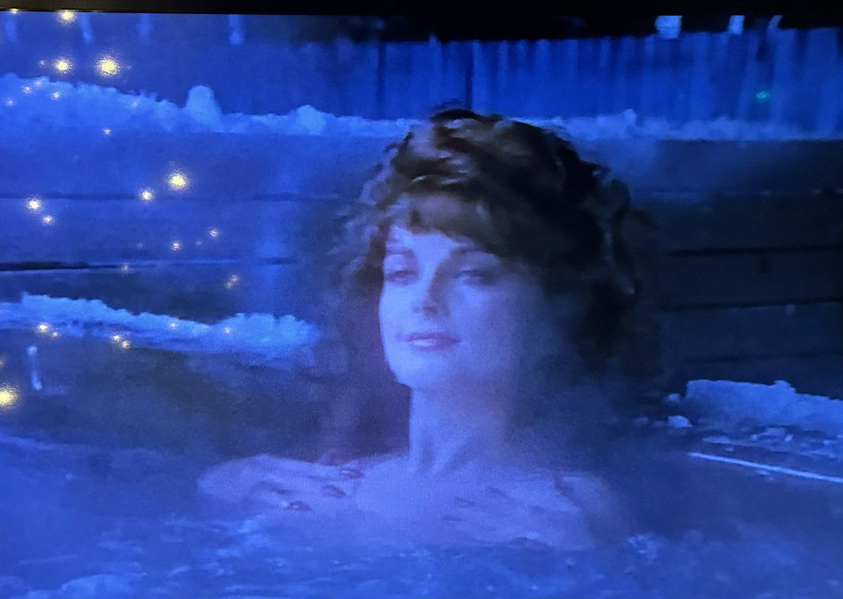 Joe Bob’s Sexy Hot Tub Christmas continues…
#TheLastDriveIn #MutantFam 
<a href="/therealjoebob/">Joe Bob Briggs</a> <a href="/kinky_horror/">Diana “Darcy the Mail Ghoul” Prince 🎃💌</a>