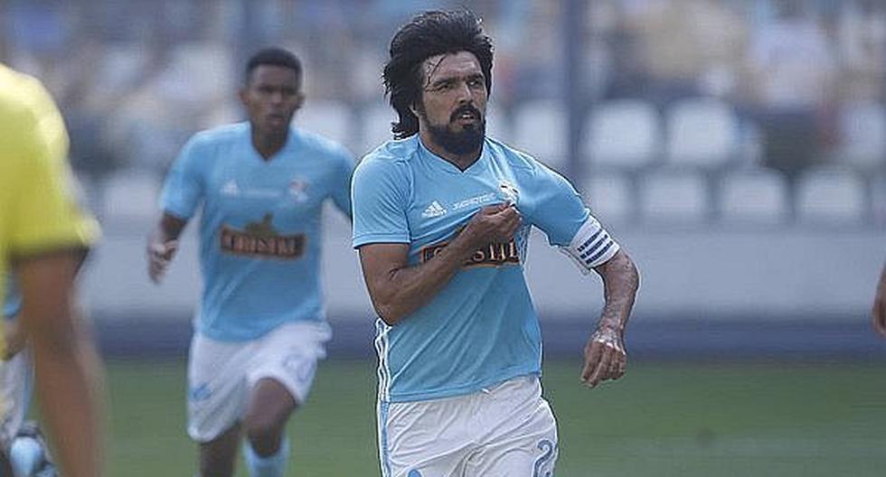 <a href="/ClubSCristal/">Club Sporting Cristal</a> Les faltó alguien, sarta de malagradecidos y resentidos. Por Cazulo es que ustedes, en su paupérrima gestión, cuentan con un titulo nacional.