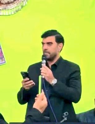 Alimsm2001's tweet photo. نردبان شهرتی که بر پیکر برادر بنا شود، دیر یا زود فرو می‌ریزد.
#رسوایی_فتنه https://t.co/lzcUnnbHZa