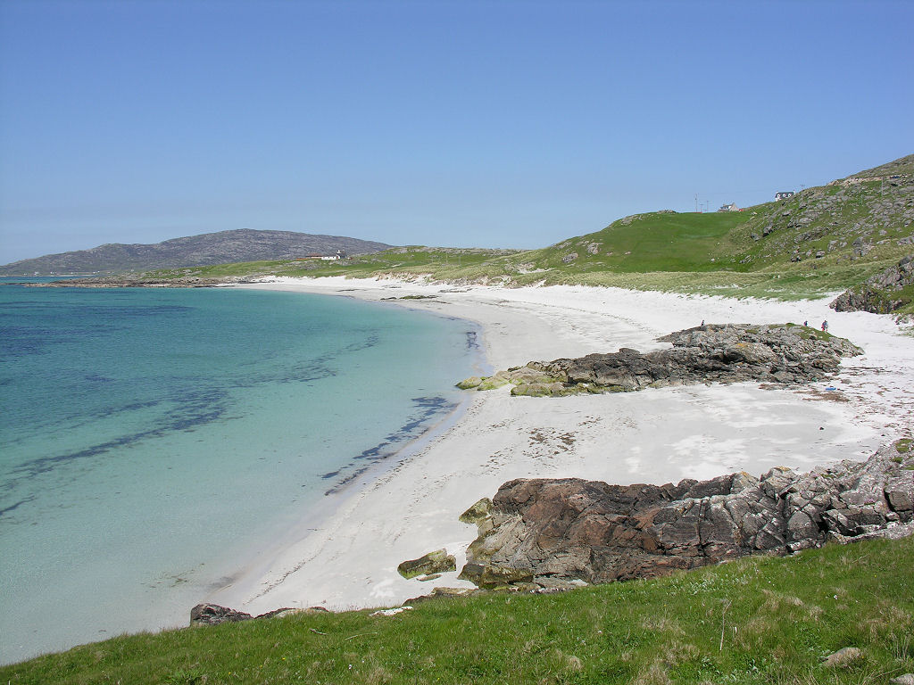 The stunning Coilleag a'Phrionnsa, or Prince's Beach, on the island of Eriskay. Linked by causeway to South Uist and by ferry to Barra, the island is a highlight of any tour of the Western Isles. More pics and info: undiscoveredscotland.co.uk/eriskay/eriska…