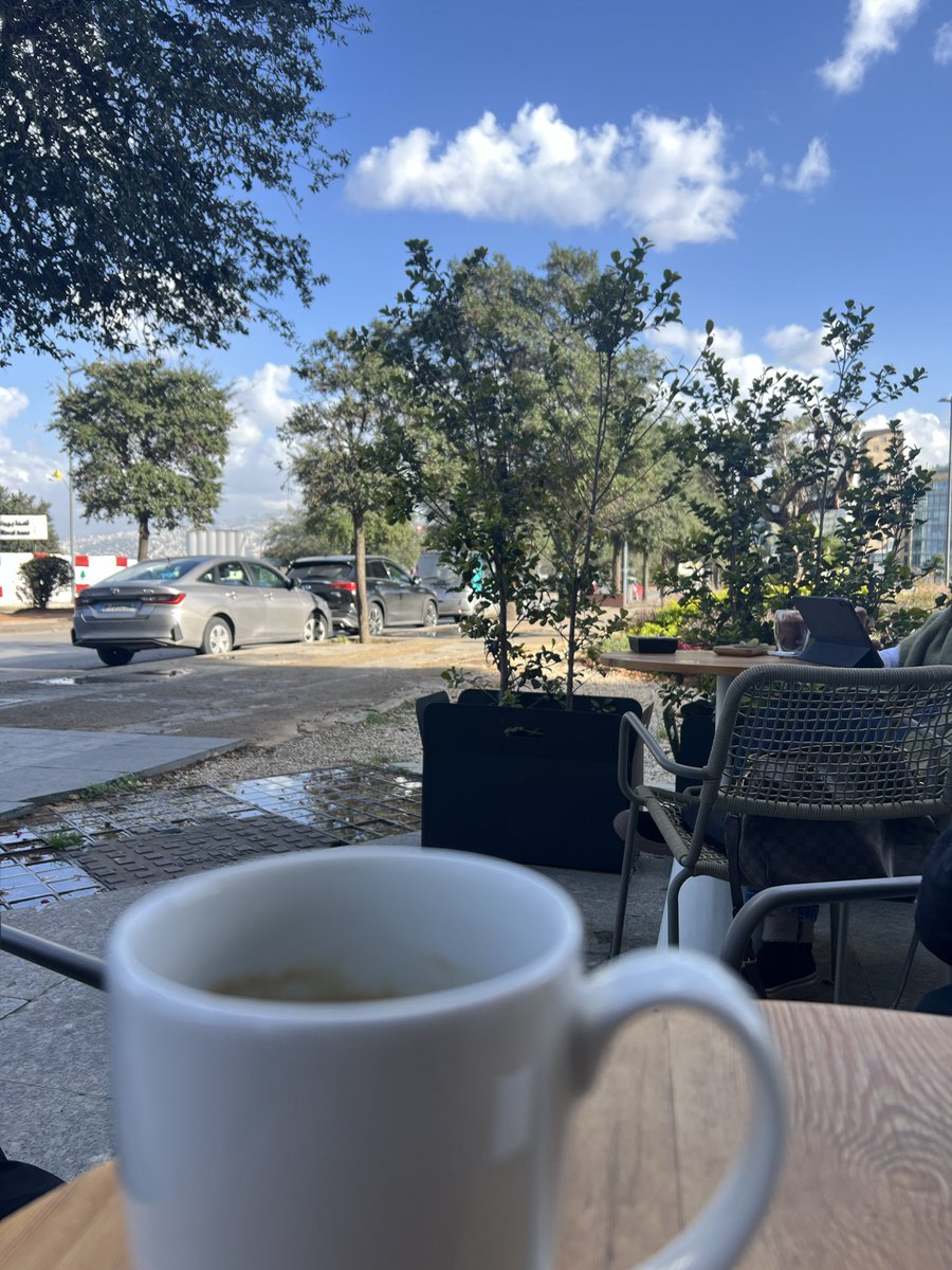 " ما ودّعك ربُكَ وما قلى "
ما فيك تقعد لحالك بدون ما تفكر 
كم مرة ب مرة ربنا ما تخلى عنا 
#صباح_الخير 💕