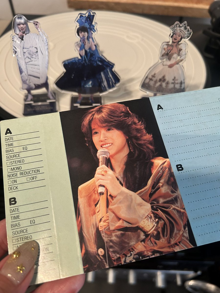 40年前(私が15歳)に買って唯一 1枚奇跡で残ってた明菜ちゃんのカセット