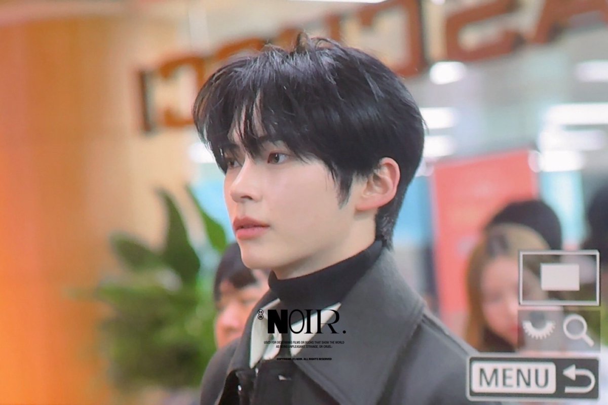 251213 잘생겨서 얼마나 조아아아아아앜!

#성한빈 #SUNGHANBIN #ソンハンビン
#제로베이스원  #ZEROBASEONE      #ZB1