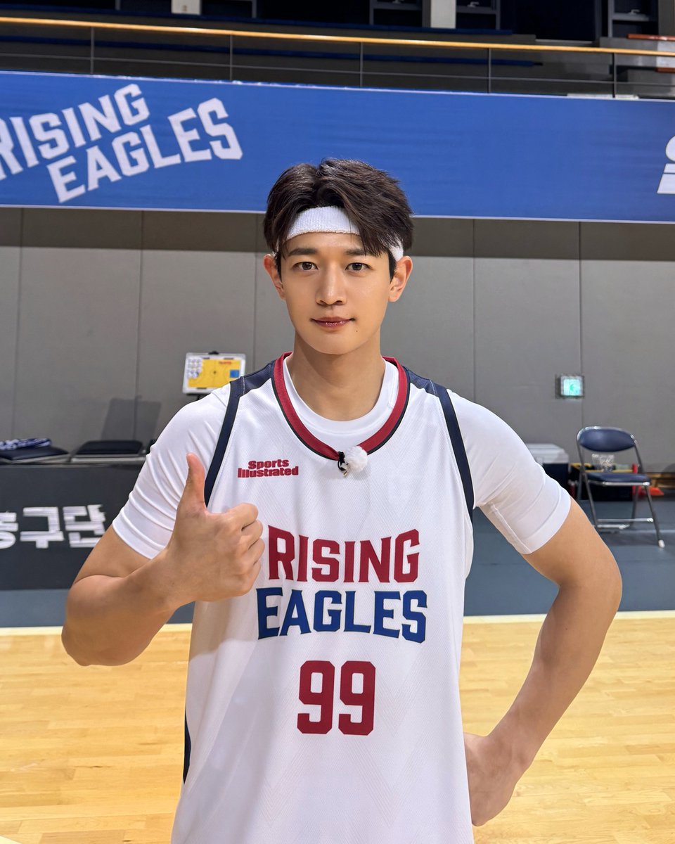 🏀민호❤️‍🔥 <열혈농구단> 3회 
🔥오늘 저녁 5시 

#MINHO #민호
#SHINee #샤이니 
#열혈농구단 #SBS