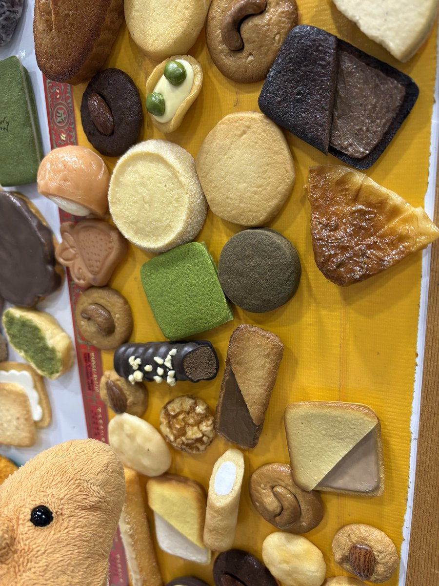 nekokichi007's tweet image. カピバラさんクリエーターズマーケットに行ってきました😻✨いつものピッカリサンプルさんで食品サンプルのくじ引き…当選品はまたのちほど✨美味しそうですが齧ってはいけませんよ〜
#クリエーターズマーケット　
#ピッカリサンプル 
#カピバラさんクリマ