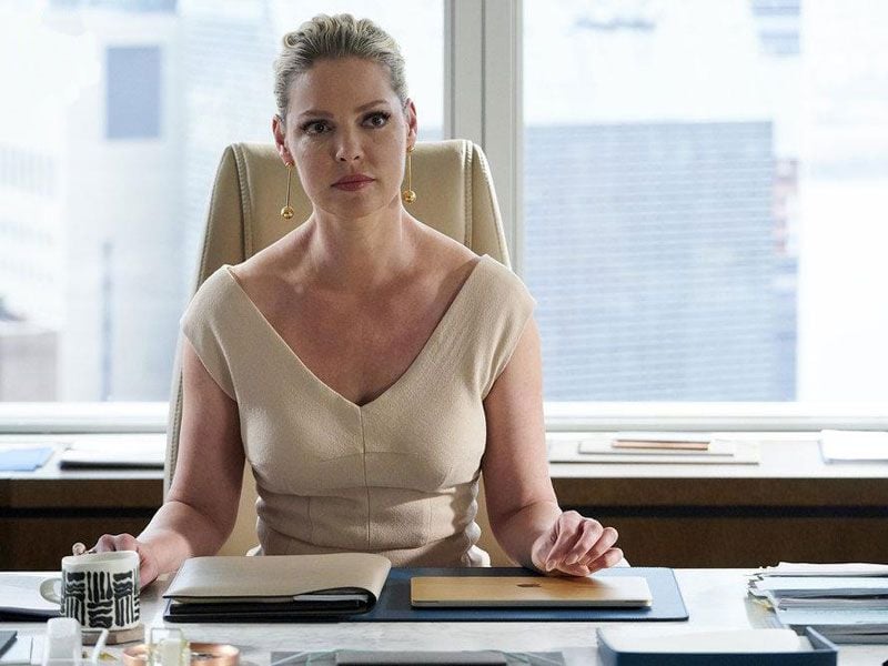 micene_return's tweet image. &amp;lt;E con la partecipazione di....&amp;gt;

Usa vs Italia

Poi ci chiediamo perché riusciamo ad esportare una sola fiction ogni settemila prodotte 😅

#Suits #blanca #minasettembre