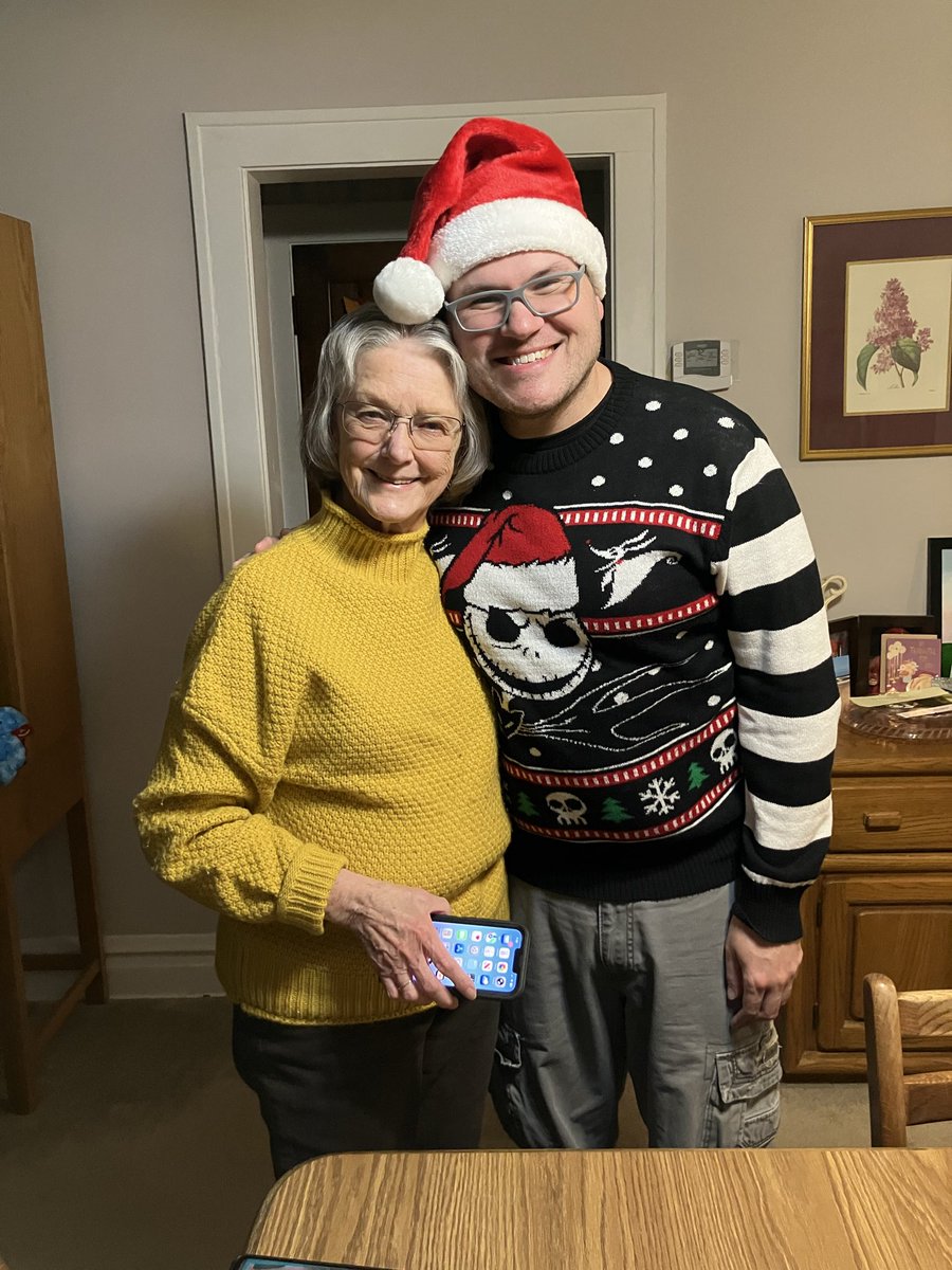 JoshWessell's tweet photo. What I enjoy most about the Christmas season is spending time with family ❤️ https://t.co/0CuZT4gwui