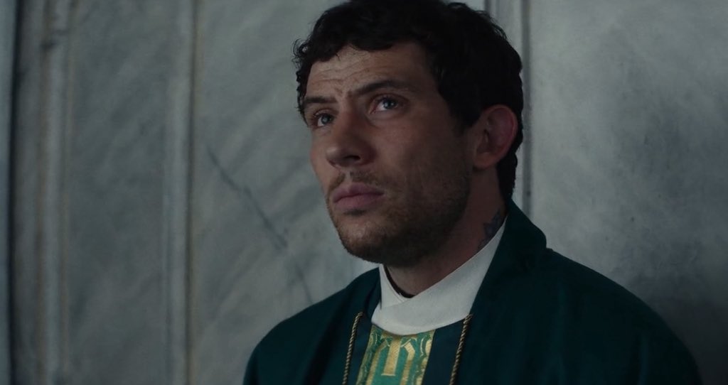filmlver's tweet photo. father jud and his priest outfits <33 https://t.co/ogyrIzJRtr