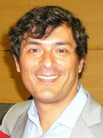 Has sepultado la posibilidad de ser presidente el año 2030.
Las tenías.!!
Pero llamar a votar nulo es algo totalmente anti patriota.
Y para los chilenos bien nacidos, eso es una ofensa.
Olvídate de la posibilidad de ser presidente alguna vez.!!