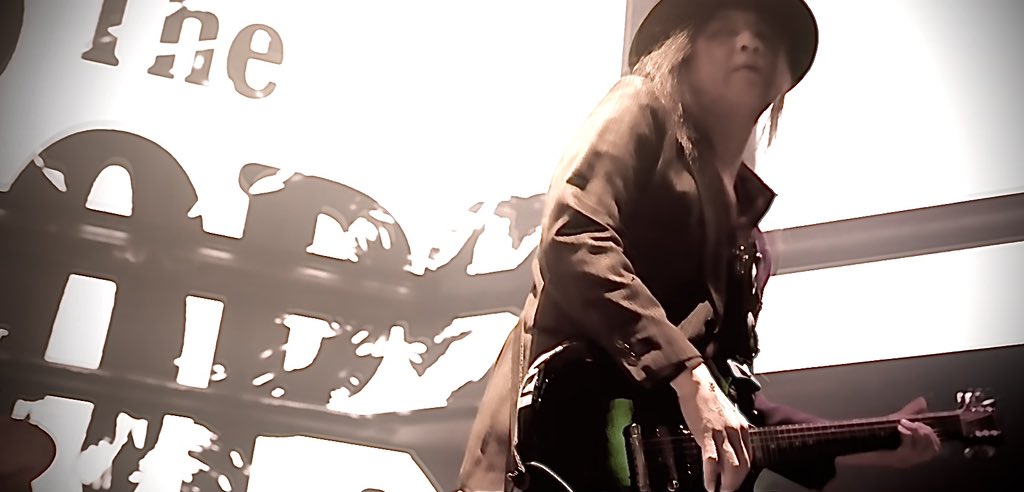 TheRopsOfficial's tweet photo. 本日、
我々The ROPS
（ロップス↑）は
手刀さんで
初のライブです。

皆様、
どうぞお手柔らかに
お願い致します。

㊗️ https://t.co/Iqkuw2KWtb