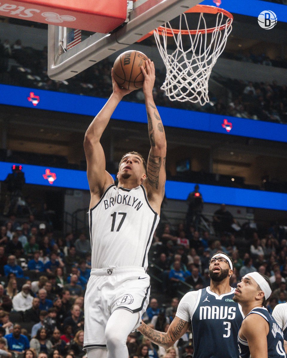 MPJ at the half:
📊 21 PTS | 3 AST | 7-11 FG | 3 3PM
His fifth time scoring 20+ in a half this season.