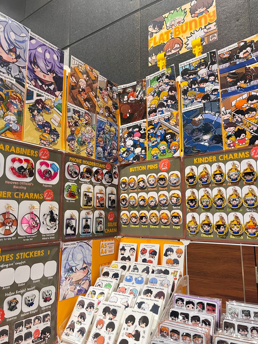 flatbunnyprints's tweet photo. Doujin Mini Day 1 Singapore ๐ธ
We here at table B50 w/ @mingmauiart
Anime, Boys Love, BSD etc.
#doumini #doumini2025 #doujinmarket https://t.co/LC3PecPDqj
