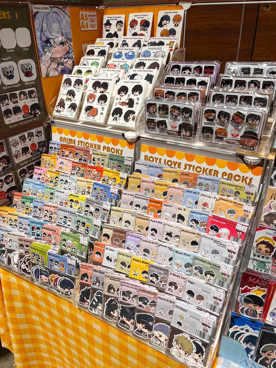 flatbunnyprints's tweet photo. Doujin Mini Day 1 Singapore ๐ธ
We here at table B50 w/ @mingmauiart
Anime, Boys Love, BSD etc.
#doumini #doumini2025 #doujinmarket https://t.co/LC3PecPDqj