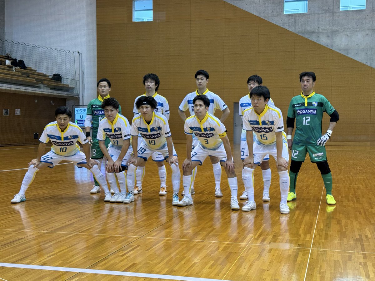 itatica2007's tweet photo. ｢第31回全日本フットサル選手権東北大会｣
[1回戦]
イタチカ八戸 ▲3-3ヴェルダデイロ(宮城県)
前半(1-0)
後半(2-3)
PK戦●3-5

残念ながらPK戦で敗戦。
沢山の応援をありがとうございました！

#イタチカ八戸 #全日本フットサル選手権東北大会 https://t.co/EppVs1ZPzX
