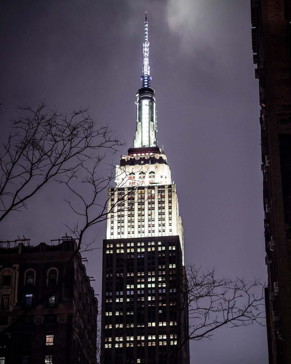 Shine a light on me

📷: darrenmanongdo/IG