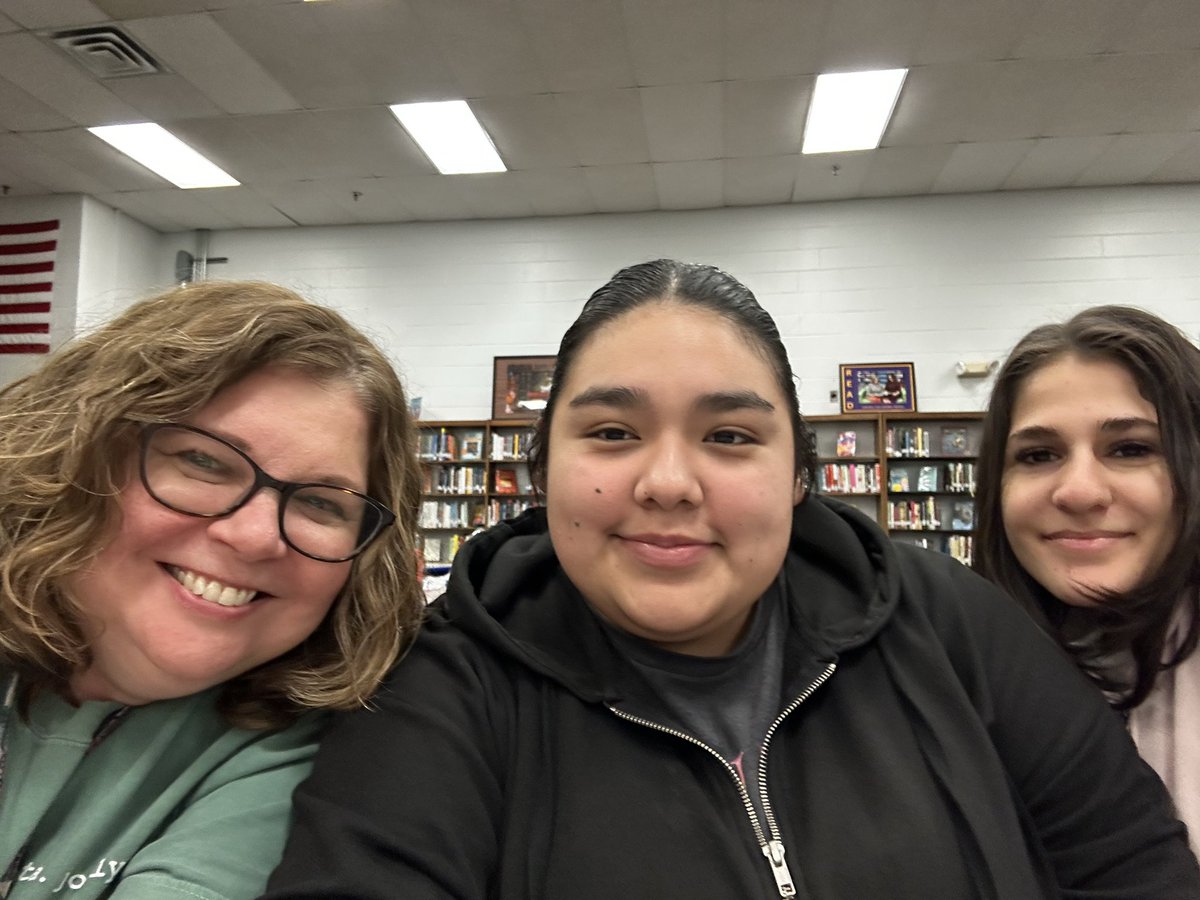 Smyrna High Library tweet media