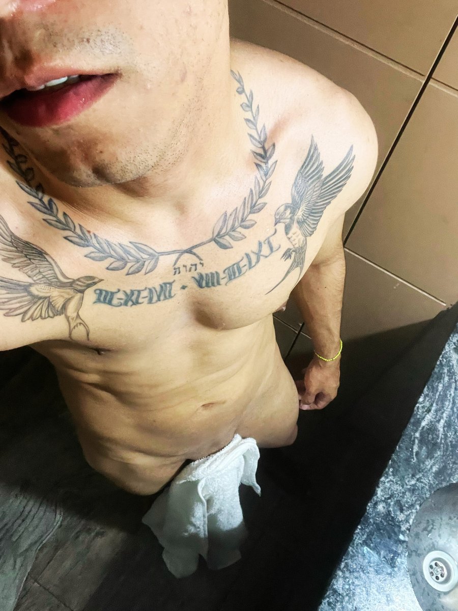 araquielonlyhot's tweet photo. La curiosidad siempre llega antes que el deseo 🍆
Chudai 

Telegram 👇🏻
https://t.co/tJzlYwmBRt https://t.co/wfux3Wk9pb