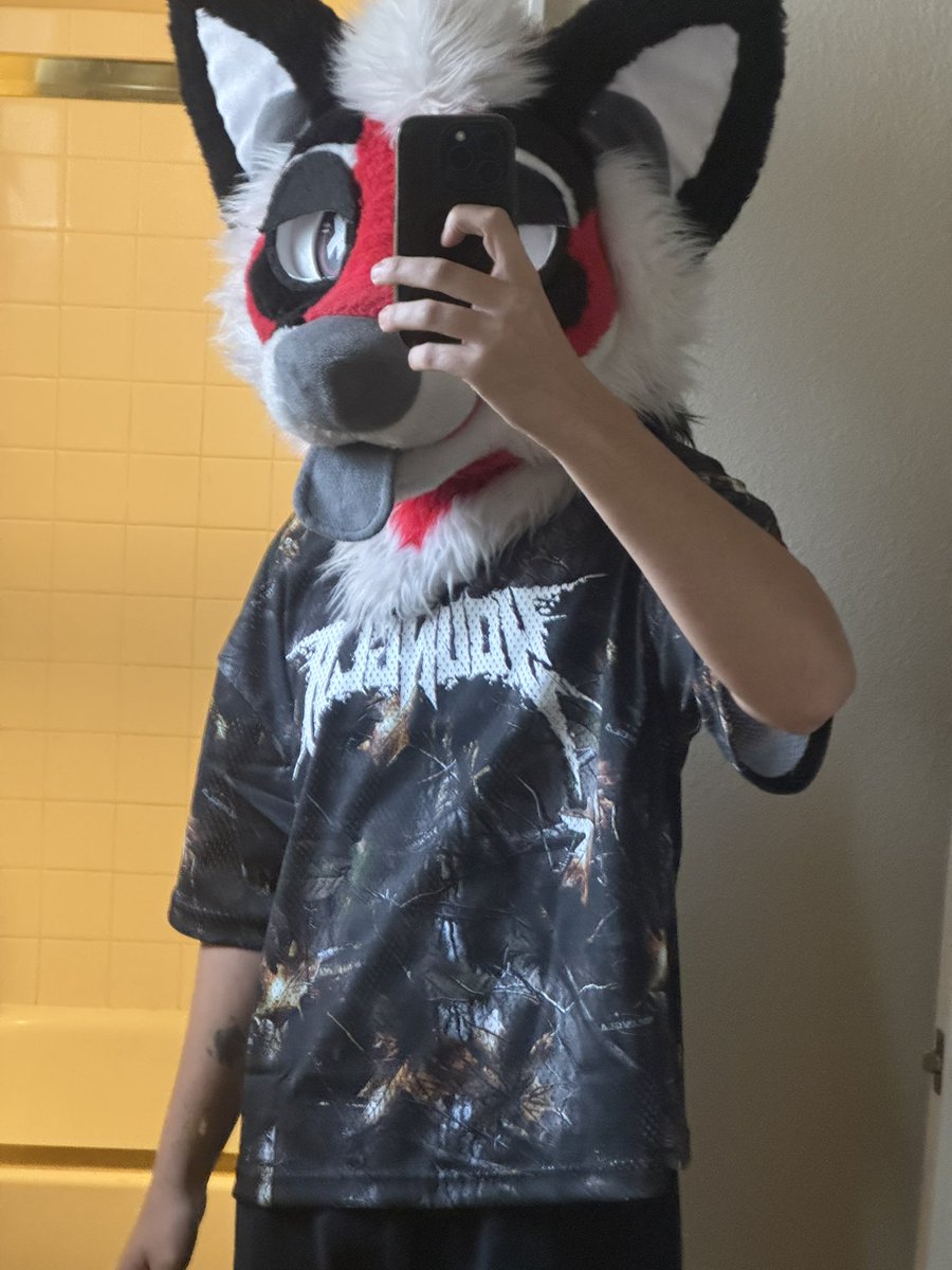 STARSTRIPESMUTT's tweet photo. hi guys https://t.co/2TIHjq9Voo