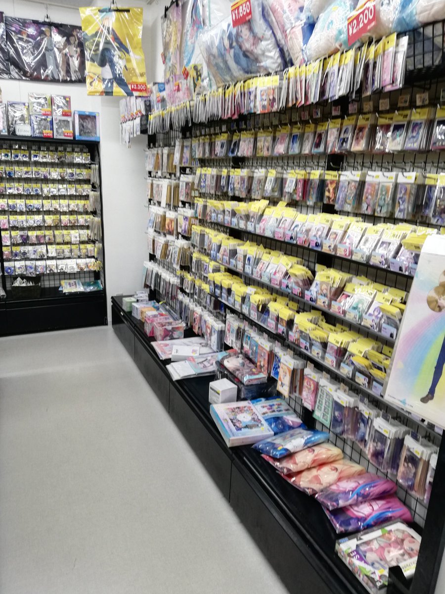 おはようございます☀ 本日も名古屋フロンティア館オープン致しました