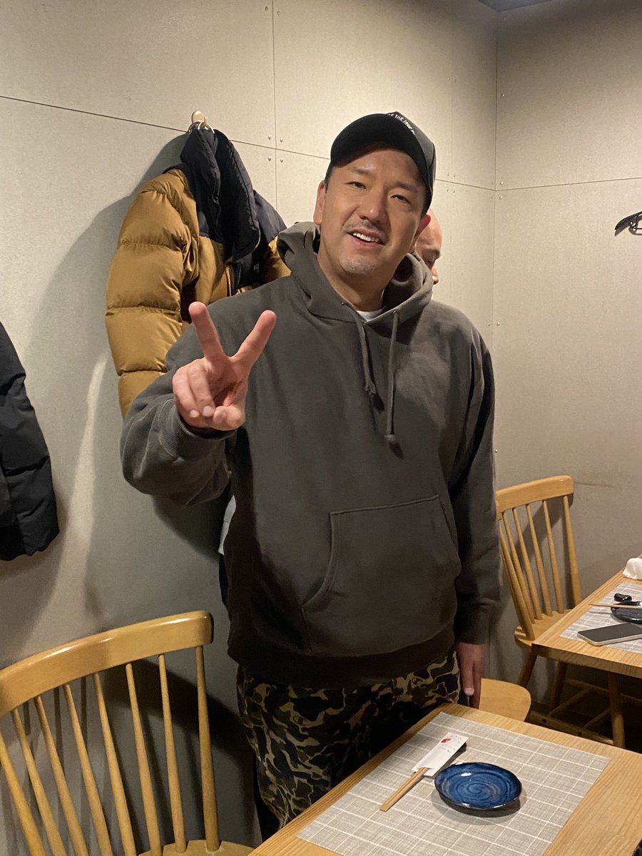 お久しぶりです。
昨日の #すぱおじ 
自分のテーマソング歌いながらお店に入ってきました、、🫨🫨