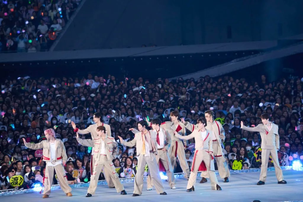 FC限定盤（DVD）】⛄ Snow Man 1st Stadium Live Snow World ～日産