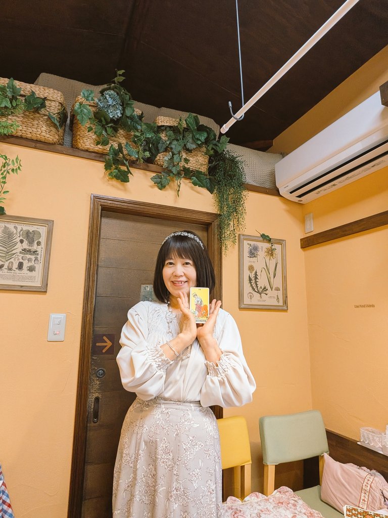 12月13日 土曜日☁ ほしよみ堂町田店✨ オープンしてます💖 音白みさき