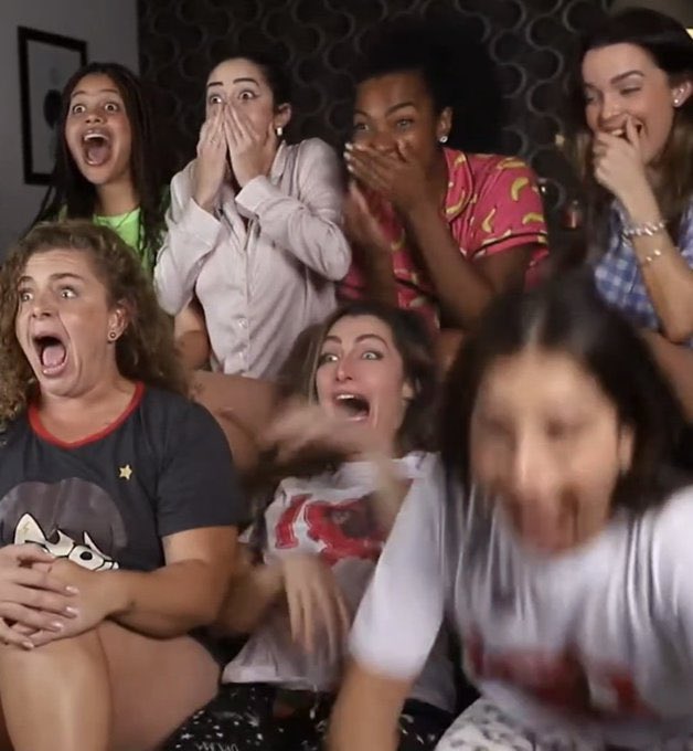 BillieMwe's tweet photo. petição pra natalie reunir o elenco todo no dia do ep da cachoeira pra refazer o meme!!!
@nattaliesmitth https://t.co/H3Baf5aikW