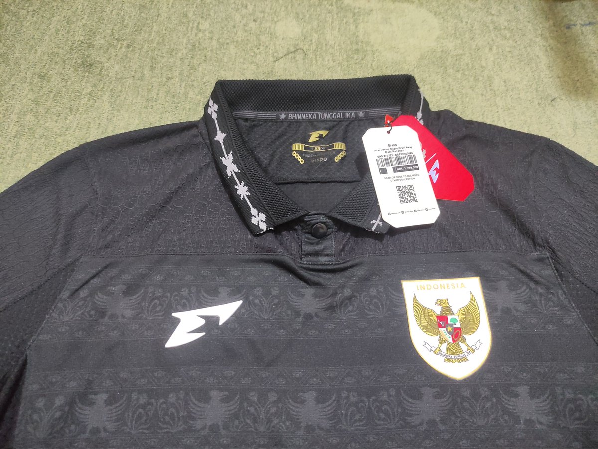 Rexarone's tweet photo. #WTS #jersey4sale TIMNAS GK ERSPO 2025:
-Player issue
-Size L (72 x 52 cm)
-BNWT, minus size tag agak pudar (pic 2 bawaan dari Ersponya)
-Fullset box
-Harga 700k yok satset yg gak php
-Direct TF/shopee https://t.co/c4qq1FpgH7
WA 08979456078
nitip ya min @Jerseyforum @Officialkjti https://t.co/7ZrnvkkUnX